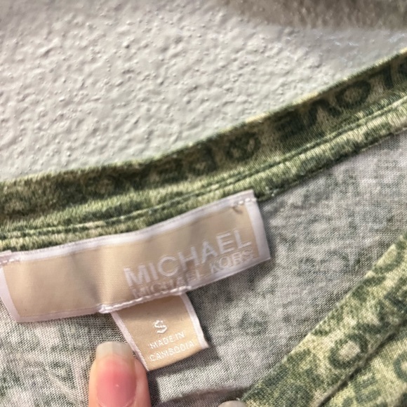 Green Michael Kors shirt - Picture 2 of 6